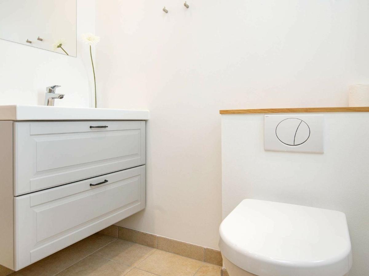 10 Person Holiday Home In הדרסלב מראה חיצוני תמונה