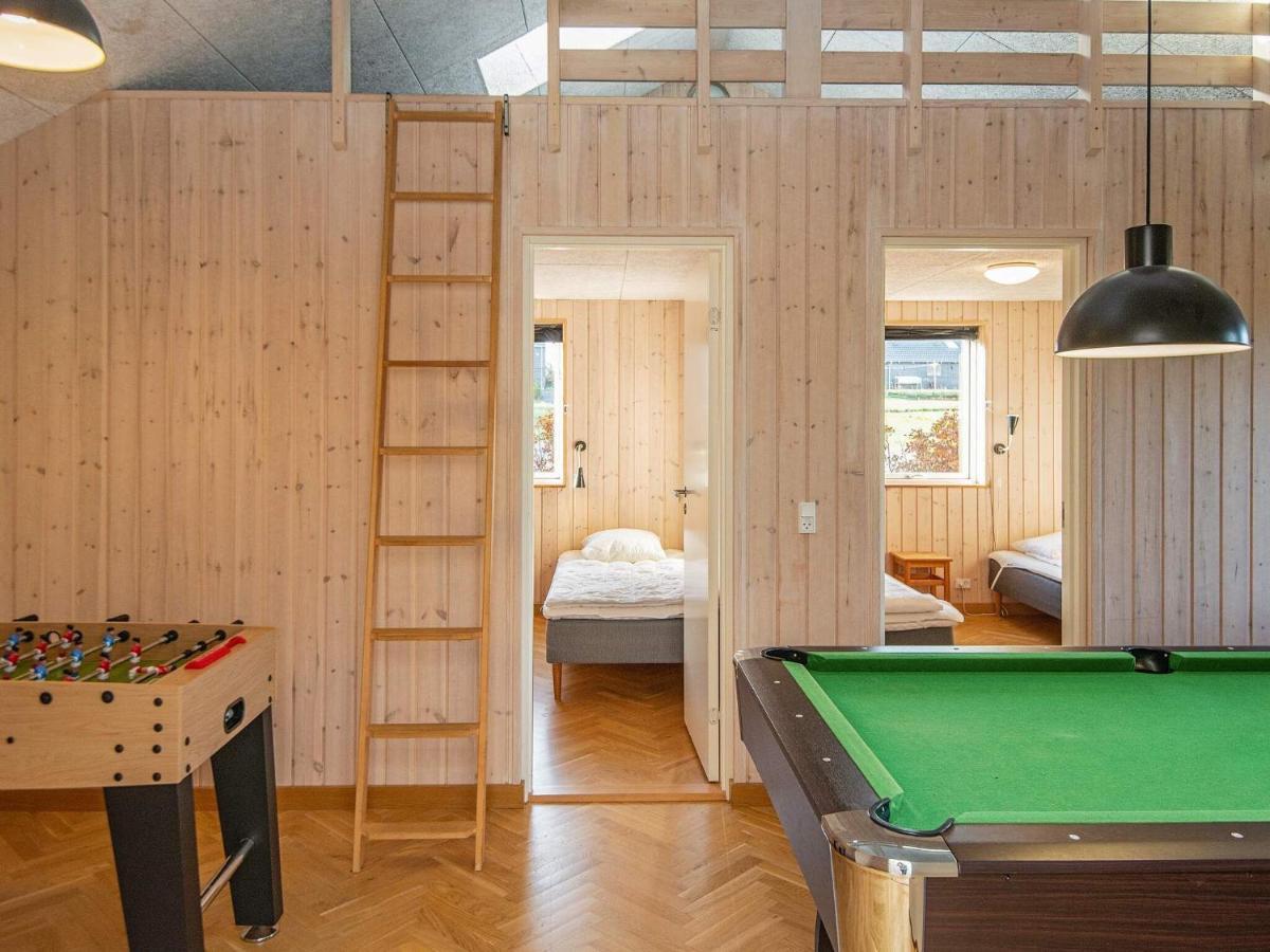 10 Person Holiday Home In הדרסלב מראה חיצוני תמונה